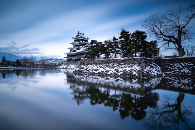 Обои картинки фото matsumoto castle, города, замки Японии, пруд, замок, парк