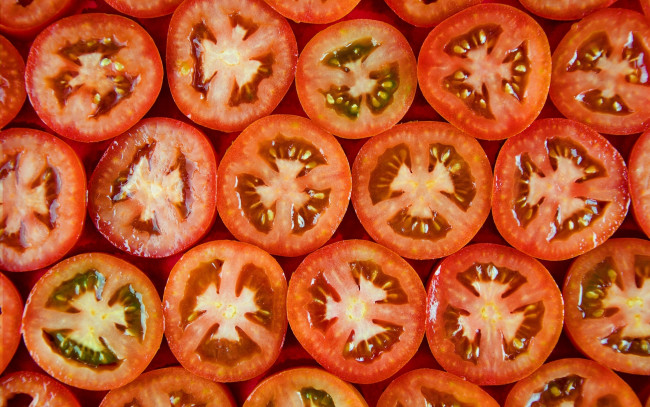 Обои картинки фото еда, помидоры, нарезанные, томаты