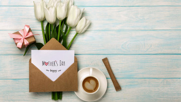 Картинка праздничные день+матери кофе тюльпаны надпись подарок