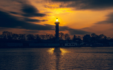 Картинка природа маяки тучи маяк закат