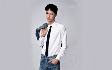 Картинка мужчины wang+yi+bo рубашка галстук джинсы