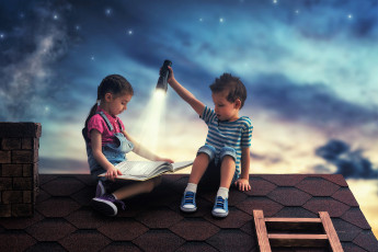 обоя разное, дети, девочка, мальчик, книга, фонарь, крыша