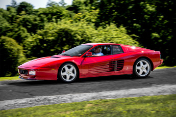 Картинка ferrari+testarossa автомобили ferrari выставка автопробег автошоу