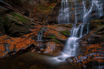 Картинка природа водопады водопад скалы осень пейзаж
