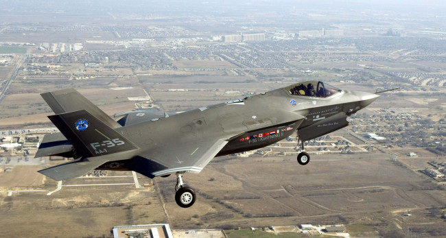 Обои картинки фото авиация, боевые, самолёты, f-35