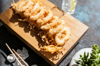 Картинка еда рыба +морепродукты +суши +роллы закуска кляр кальмар
