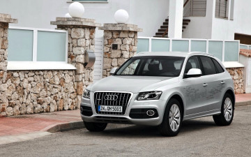 Картинка audi+q5+hybrid+quattro автомобили audi белый город улица