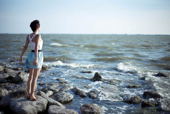 Обои картинки фото _Unsort -НЕ ВЫБИРАТЬ  , девушки, , не, выбирать, небо, горизонт, лето, волны, море, девушка