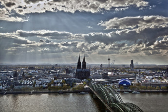 Картинка города кельн германия собор облака мост река