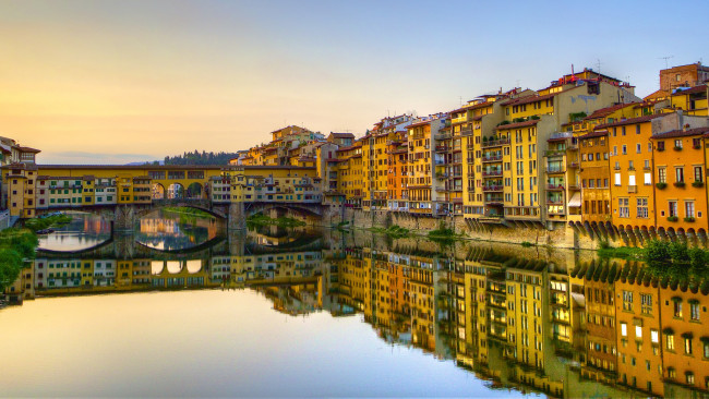 Обои картинки фото ponte, vecchio, florence, italy, города, флоренция, италия, понте, веккьо, vasari, corridor, arno, river, река, арно, мост, коридор, вазари