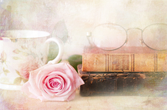 Обои картинки фото цветы, розы, винтаж, текстура, чашка, книга, очки