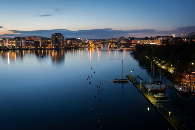 Обои картинки фото stockholm, города, стокгольм, швеция, дома, мост, река