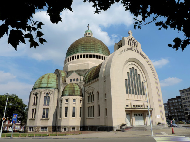 Обои картинки фото church of saint vincent - liege,  belgium, города, - католические соборы,  костелы,  аббатства, бельгия, льеж, belgium, liege