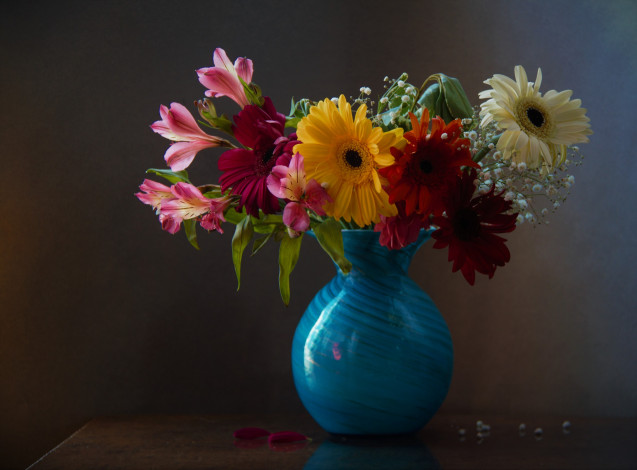 Обои картинки фото цветы, букеты,  композиции, букет, герберы, ваза