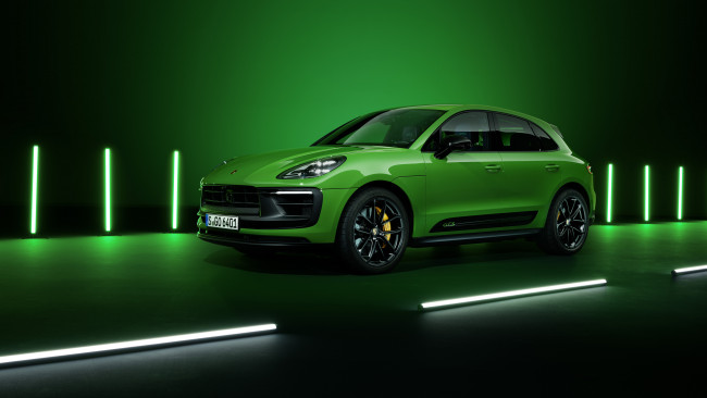 Обои картинки фото автомобили, porsche, macan, gts, sport, package, 2021, зеленый, спортивный, пакет, порше, кроссовер