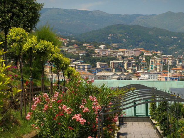 Обои картинки фото varazze, italy, города, пейзажи