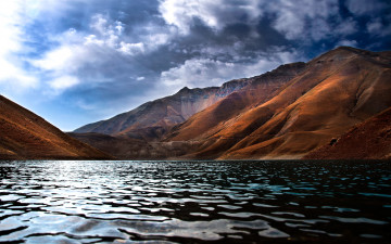 Картинка tar lake damavand iran природа реки озера горы озеро