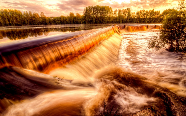 Обои картинки фото golden, river, falls, природа, водопады, красота, водопад, река, осень