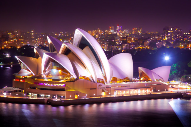 Обои картинки фото города, сидней, австралия, вода, подсветка, ночь, опера