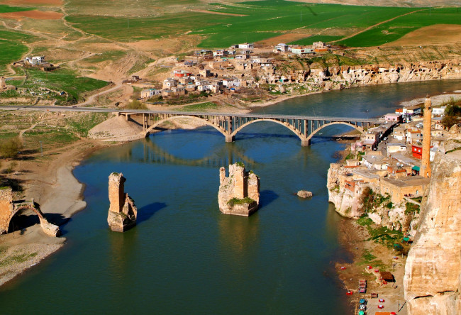 Обои картинки фото hasankeyf, turkey, города, мосты, дома, река, мост