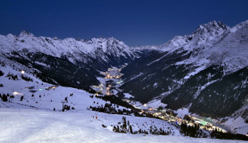 обоя ski resort in lech,  austria, города, - панорамы, austria, ski, resort, in, lech