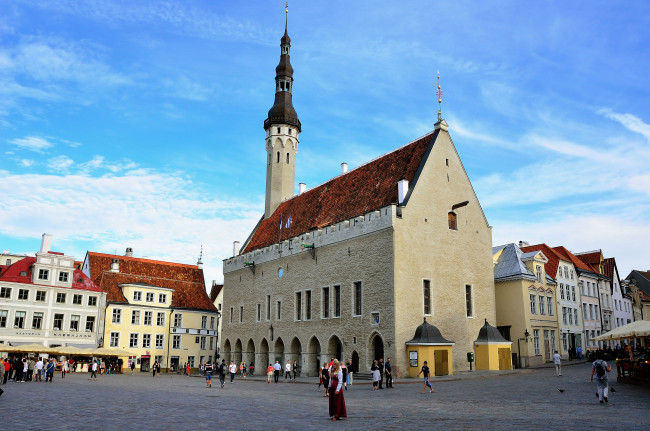 Обои картинки фото города, таллин, эстония, улица, площадь, здания