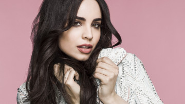 обоя девушки, sofia carson, портрет