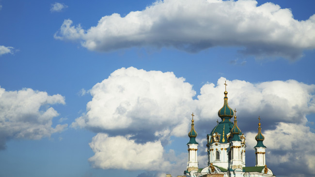 Обои картинки фото города, киев, украина, купола, облака