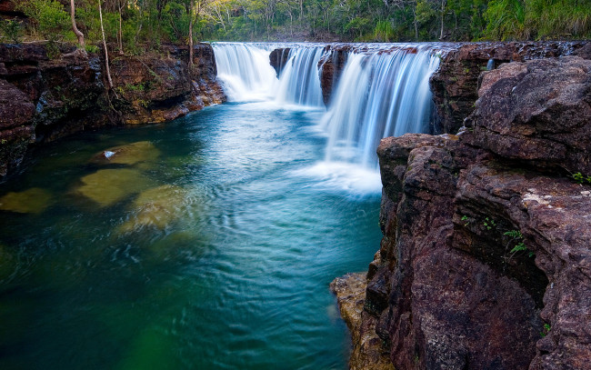 Обои картинки фото природа, водопады, скалы, река