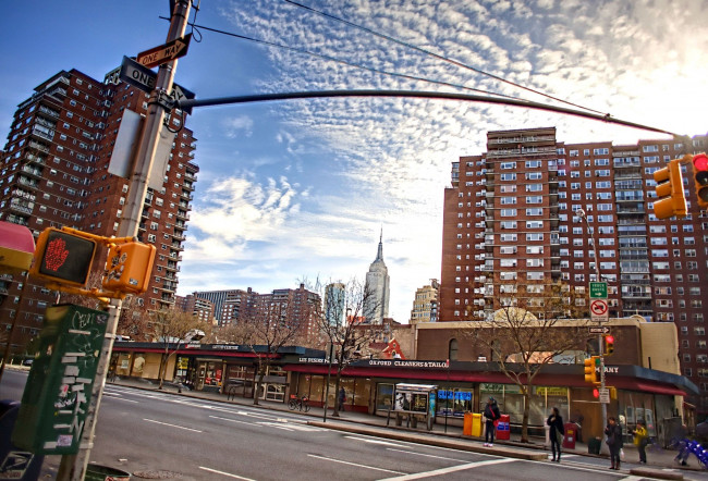 Обои картинки фото ninth, avenue, 24th, street, empire, state, building, города, нью, йорк, сша, ny, usa