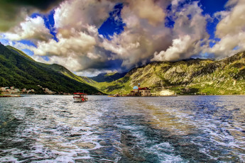Картинка Черногория perast природа реки озера горы озеро катер дома