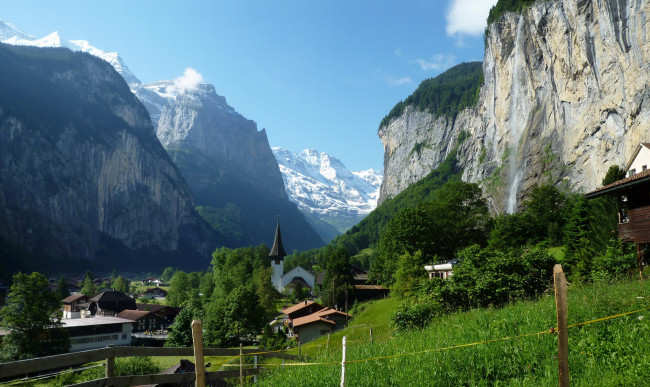 Обои картинки фото швейцария, берн, лаутербруннен, города, пейзажи, дома, горы, деревья