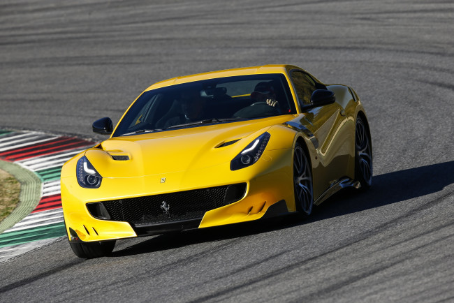 Обои картинки фото автомобили, ferrari, 2015г, f12tdf