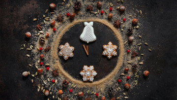 Картинка праздничные угощения шишки анис корица орехи пряники
