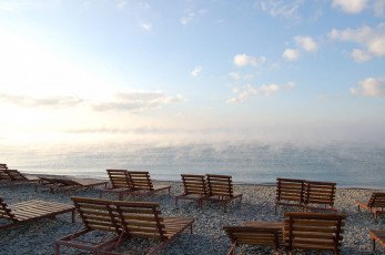 Картинка природа побережье море утро пляж шезлонги