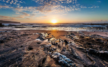 Картинка природа восходы закаты свет солнце горизонт волны океан пляж