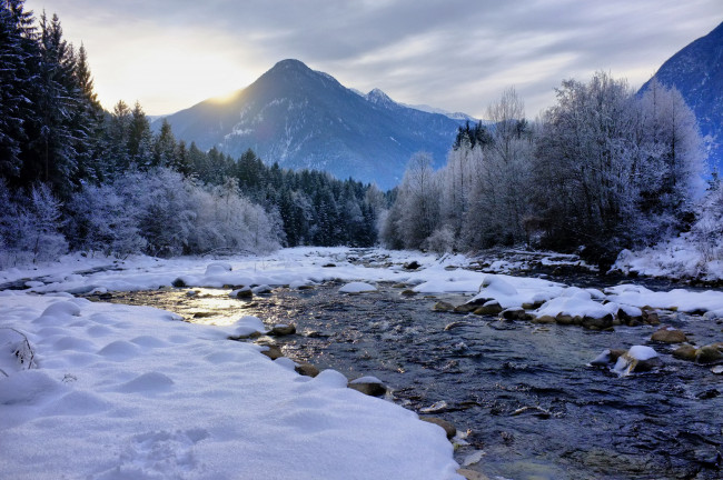 Обои картинки фото природа, зима, река, снег, горы