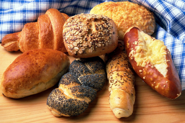 Обои картинки фото еда, хлеб,  выпечка, булочки, рогалики