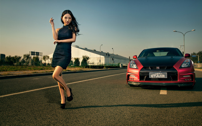 Обои картинки фото автомобили, авто с девушками, девушка, автомобиль, красный, nissan, gt-r, азиатка