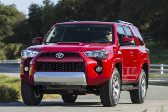 Картинка toyota+4runner+2013 автомобили toyota красный 2013 4runner