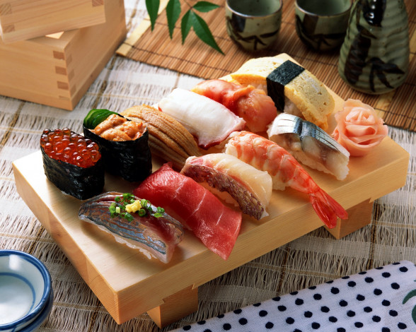 Обои картинки фото еда, рыба,  морепродукты,  суши,  роллы, ассорти, икра, суши, роллы, кухня, японская