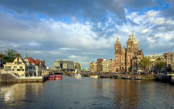 Картинка города амстердам+ нидерланды канал лодки дома