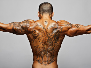 Картинка мужчины -unsort спина мышцы тату