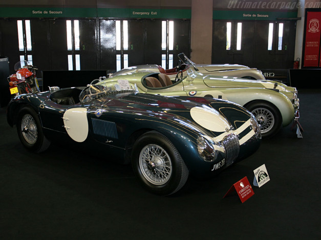 Обои картинки фото jaguar, type, автомобили, выставки, уличные, фото