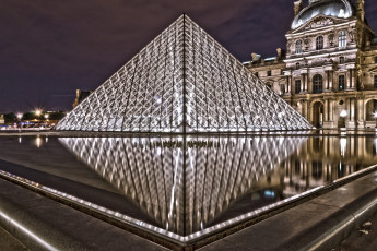 обоя города, париж , франция, louvre, музей, paris, france, париж, лувр, архитектура, пирамида, ночь