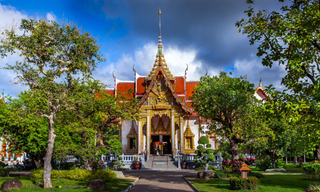 Обои картинки фото chalong temple,  phuket,  thailand, города, - буддистские и другие храмы, храм, религия, буддизм