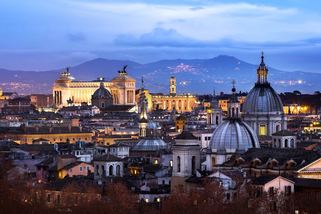 Обои картинки фото города, рим,  ватикан , италия, вечер, панорама, архитектура, ватикан, vatican, rome, italy, огни, здания, дома, небо