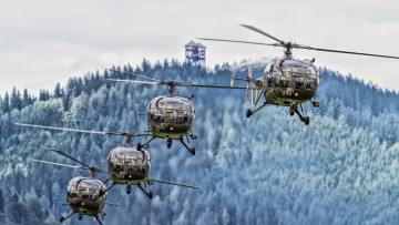 Картинка авиация вертолёты вертолеты построение небо