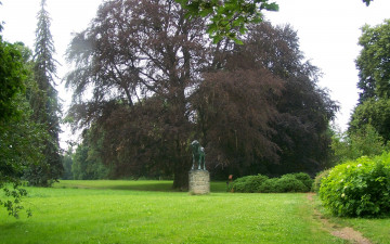 Картинка природа парк деревья кусты статуя