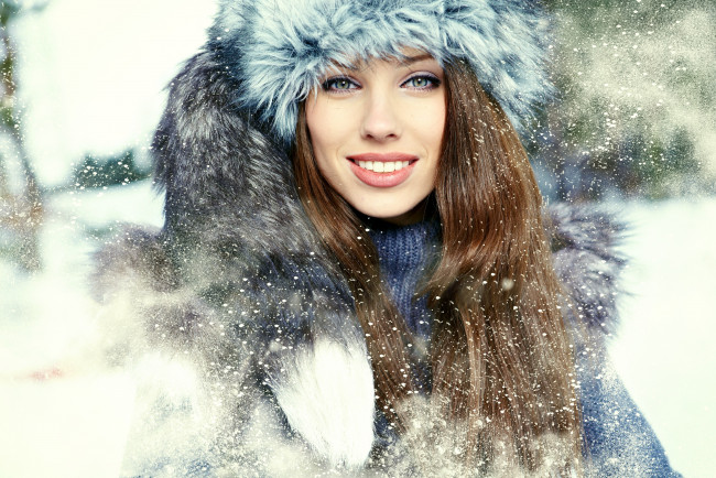 Обои картинки фото -Unsort Лица Портреты, девушки, unsort, лица, портреты, улыбка, красавица, снег, зима